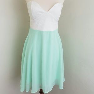 Solemio Strapless Dress Size Medium